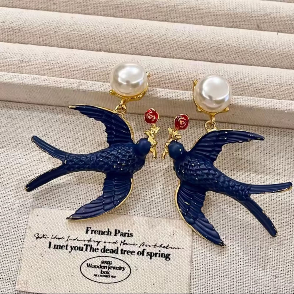 Classic Pearl Swallow Earrings